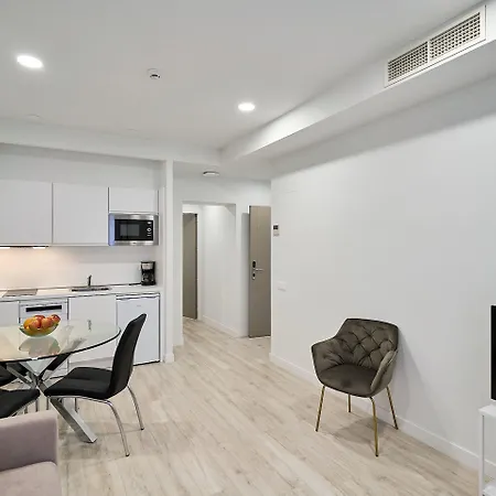 Ines Luna Apartmanhotel