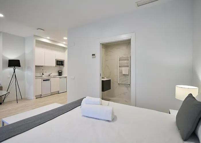 Ines Luna Aparthotel