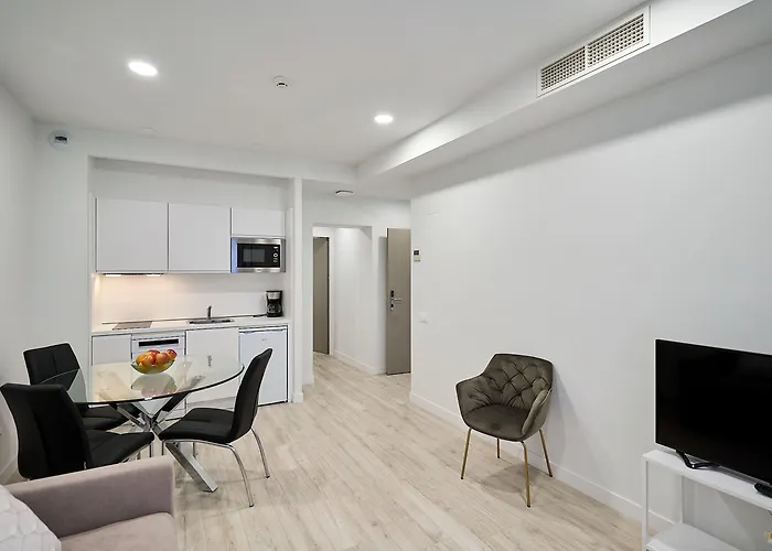 Ines Luna Aparthotel